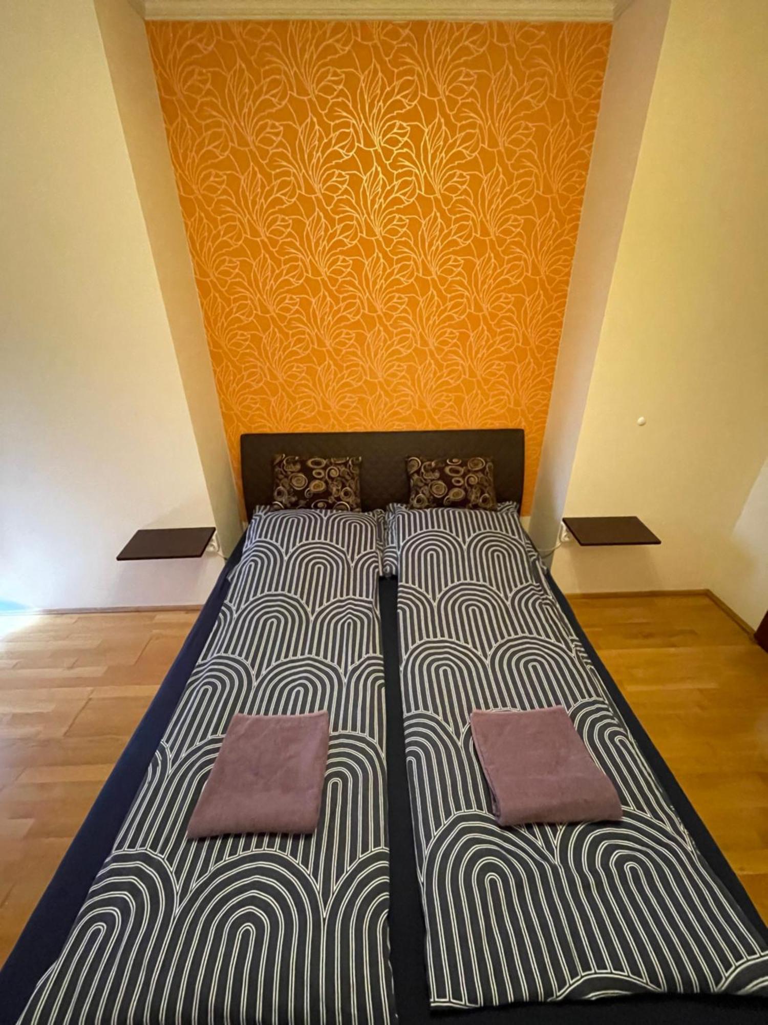 Ik Apartment ديبريتْسين المظهر الخارجي الصورة